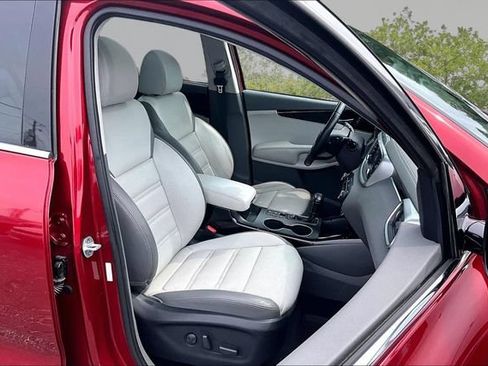 Used 2019 Kia Sorento SX w/ SX Touring Package FWD image 7