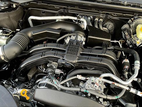 Used 2025 Subaru Outback Touring image 34