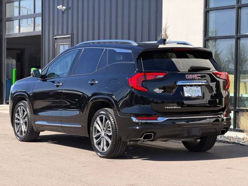 Used 2020 GMC Terrain Denali w/ Denali Premium Package image 3