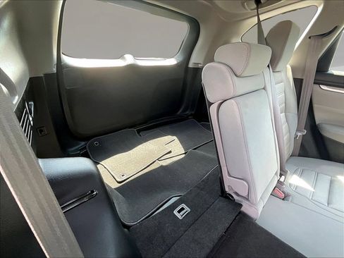 Used 2019 Honda CR-V LX image 26