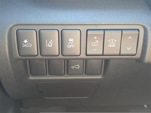 New 2025 Mitsubishi Eclipse Cross SEL image 28