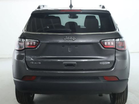 Used 2022 Jeep Compass Latitude image 42