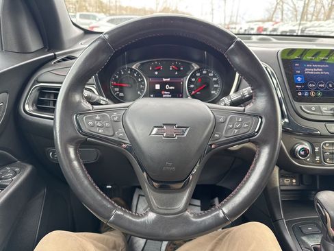 Used 2022 Chevrolet Equinox RS w/ RS Leather Package image 24