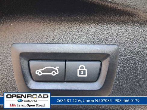 Used 2022 BMW X5 xDrive40i w/ Premium Package AWD/4WD image 13