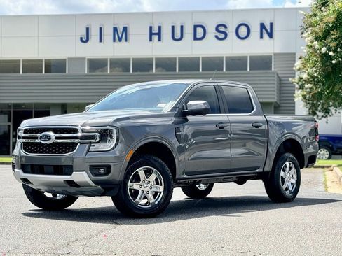 New 2026 Ford Ranger Lariat w/ FX4 Off-Road Package AWD/4WD image 2