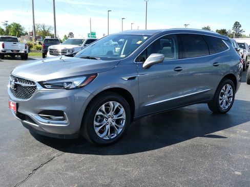 Certified 2021 Buick Enclave Avenir w/ Avenir Technology Package image 9