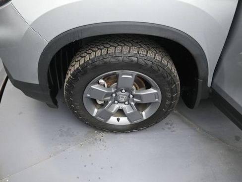 Certified 2025 Honda Ridgeline TrailSport image 36