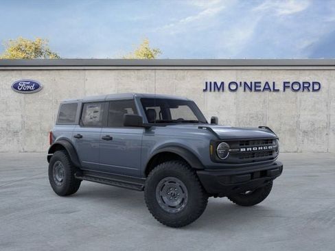 New 2025 Ford Bronco 4-Door w/ Sasquatch Package AWD/4WD image 7