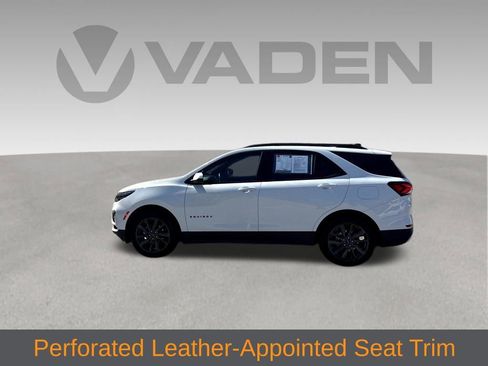 Used 2022 Chevrolet Equinox RS w/ RS Leather Package FWD image 21