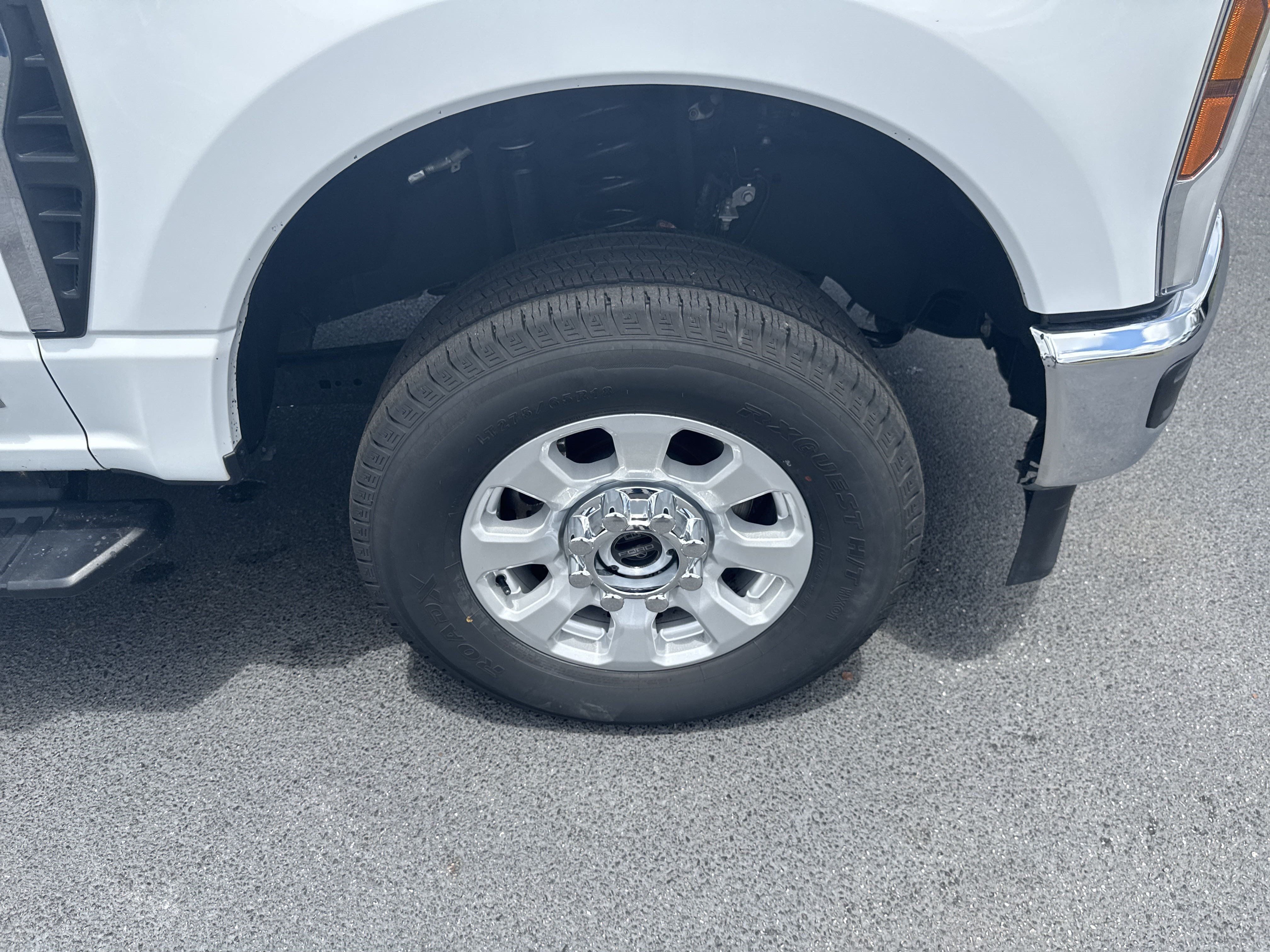 Used 2024 Ford F350 XLT AWD/4WD image 10