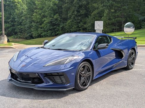 Used 2025 Chevrolet Corvette Stingray Preferred Cpe w/ Z51 Performance Package RWD image 5