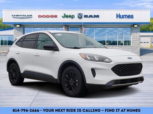 Used 2020 Ford Escape SE Sport AWD/4WD image 1