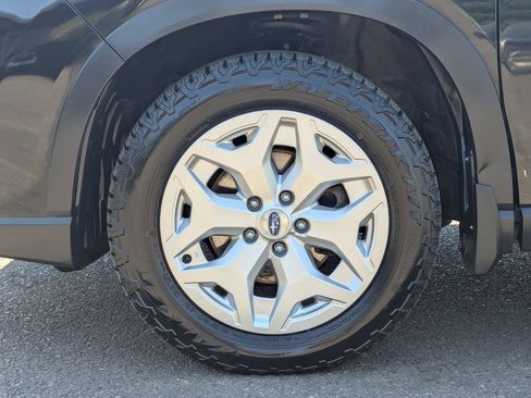 Used 2019 Subaru Forester Premium w/ Alloy Wheel Package AWD/4WD image 36
