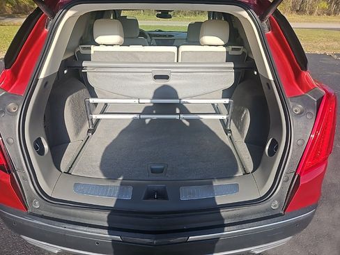 Used 2021 Cadillac XT5 Premium Luxury w/ LPO, Floor Liner Package image 26