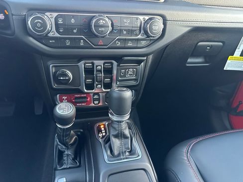 New 2026 Jeep Wrangler Rubicon image 11