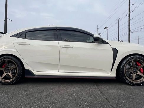 Used 2021 Honda Civic Type R image 9