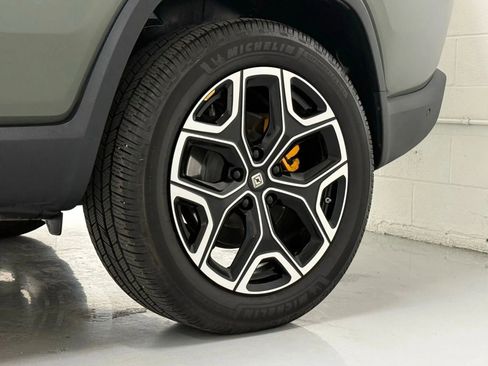 Used 2022 Rivian R1S Launch Edition image 46