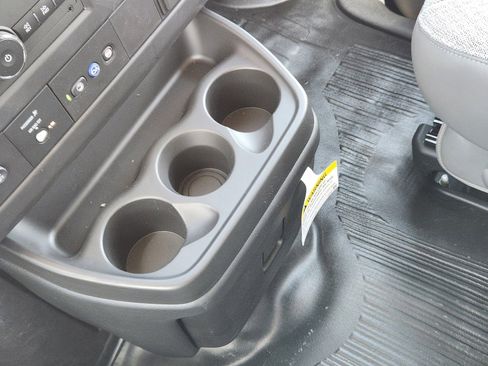 New 2025 GMC Savana 2500 Extended w/ Driver Convenience Package image 17