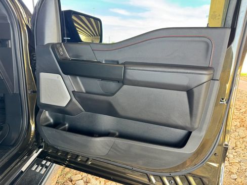 Used 2026 Ford F150 Raptor AWD/4WD image 25
