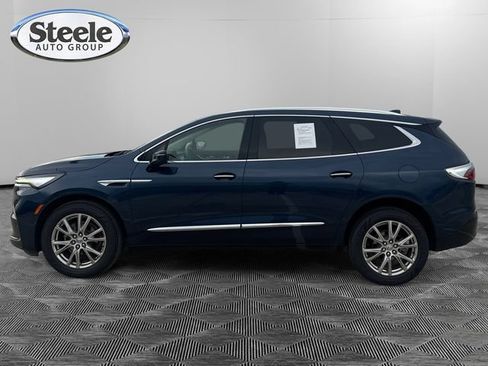 Used 2023 Buick Enclave Essence w/ Experience Buick Package AWD/4WD image 2