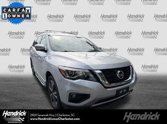 Used 2020 Nissan Pathfinder Platinum w/ Cargo Package AWD/4WD video 1