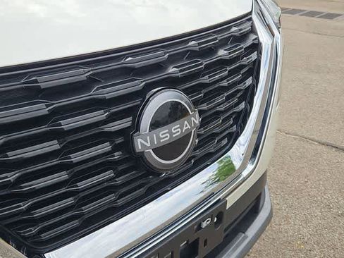 Used 2023 Nissan Rogue SL AWD/4WD image 22