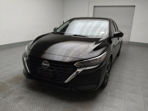 Used 2025 Nissan Sentra SV w/ All-Weather Package FWD image 15