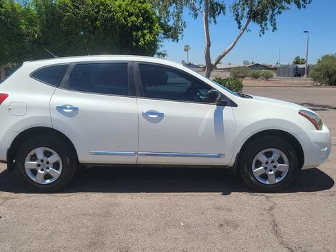 Used 2015 Nissan Rogue S FWD image 10