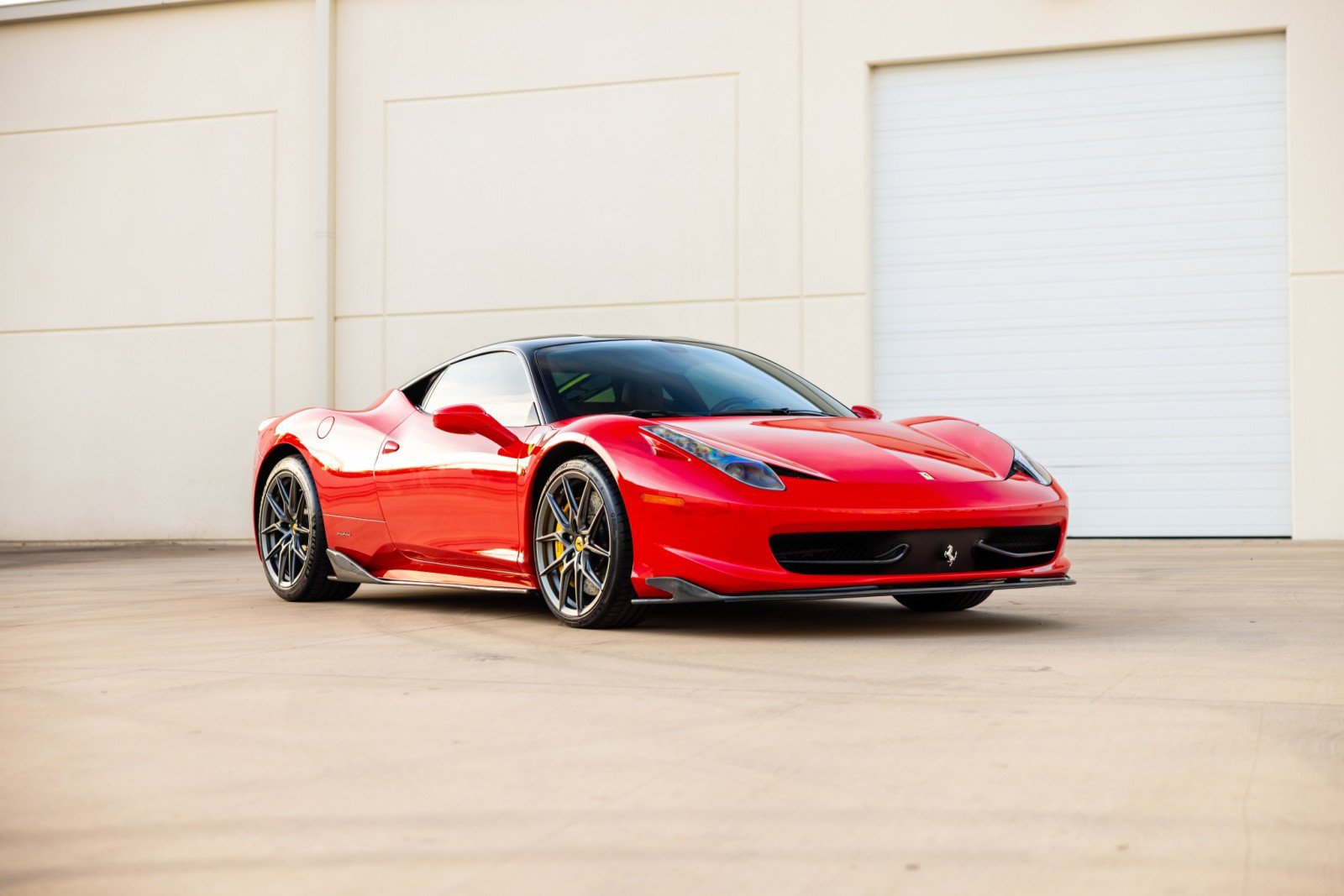 Used 2012 Ferrari 458 Italia Coupe RWD image 2