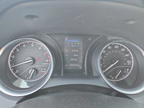 Used 2018 Toyota Camry LE FWD image 9