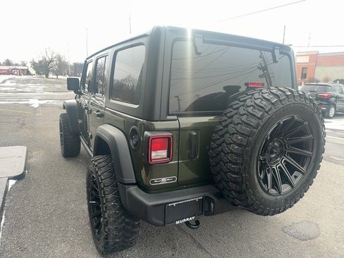 Used 2021 Jeep Wrangler Unlimited Sport image 8