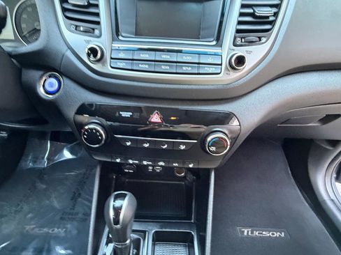 Used 2017 Hyundai Tucson Sport image 36