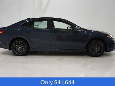 New 2026 Toyota Camry XLE image 3