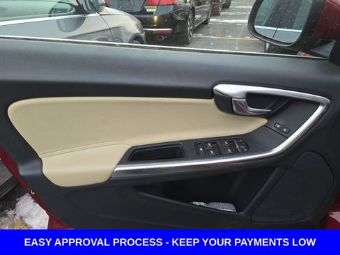 Used 2016 Volvo S60 T5 Premier image 17