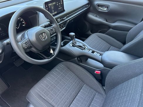 New 2026 Honda HR-V LX image 4