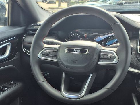 Used 2023 Jeep Compass Trailhawk AWD/4WD image 23