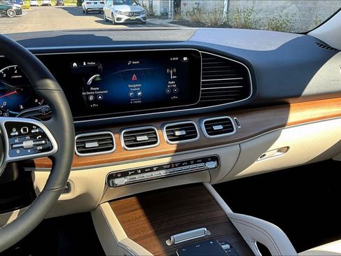 Certified 2021 Mercedes-Benz GLE 350 4MATIC image 6