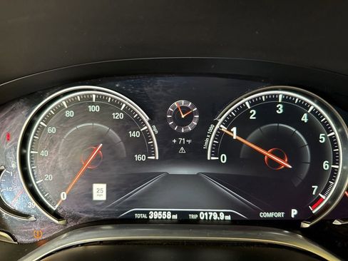 Used 2017 BMW 740i xDrive AWD/4WD image 11