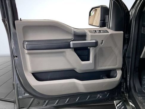 Used 2020 Ford F150 XLT w/ Equipment Group 302A Luxury AWD/4WD image 24