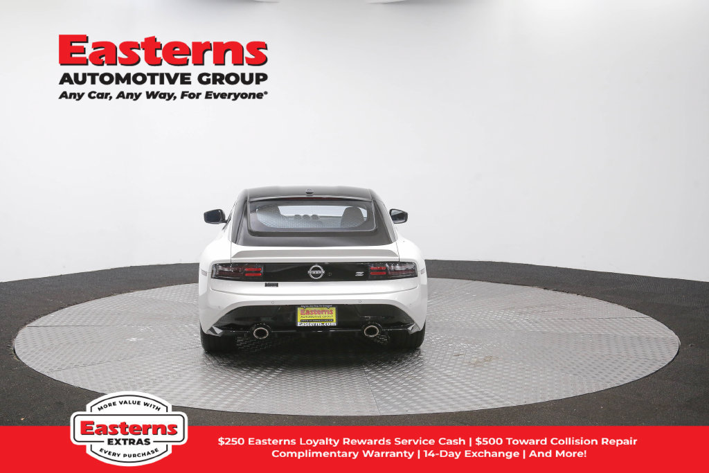 Used 2025 Nissan Z Performance w/ Floor Mat Package RWD image 35