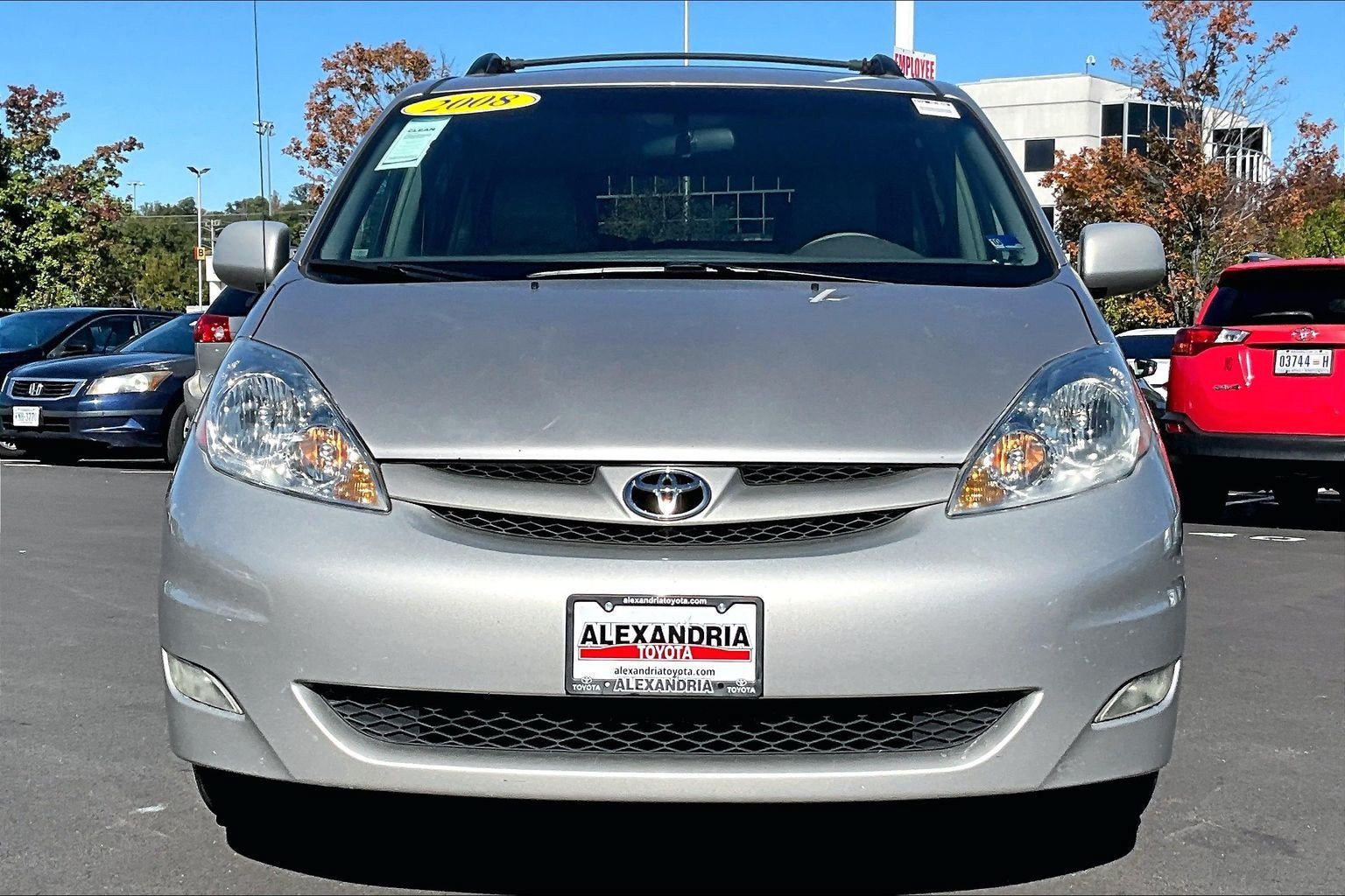 Used 2008 Toyota Sienna XLE FWD image 3