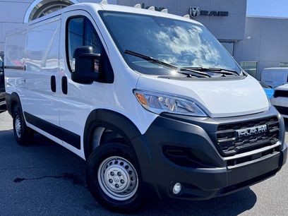 Used 2025 RAM ProMaster 2500 w/ Premium Convenience Group