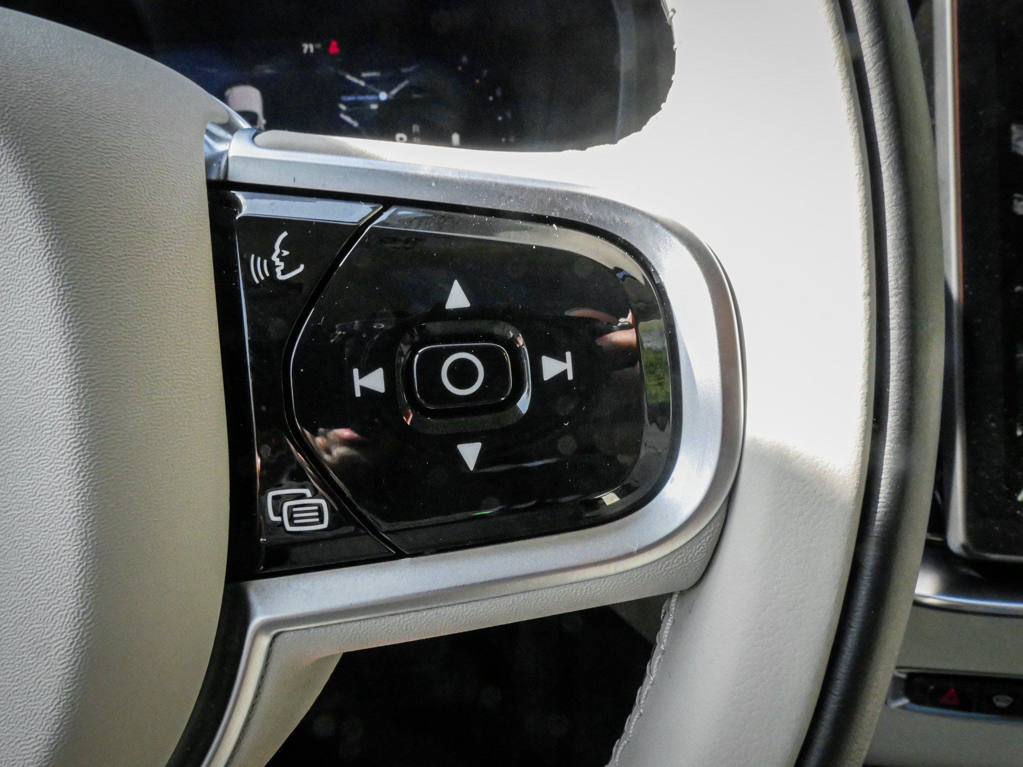 Used 2026 Volvo XC90 B6 Ultra w/ Protection Package Premier AWD/4WD image 20