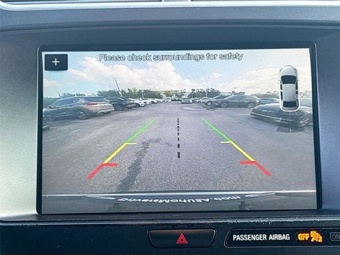 Used 2018 Ford Explorer XLT w/ Equipment Group 201A image 15