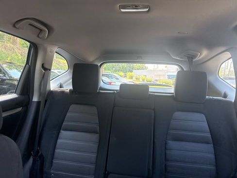 Used 2020 Honda CR-V LX image 9