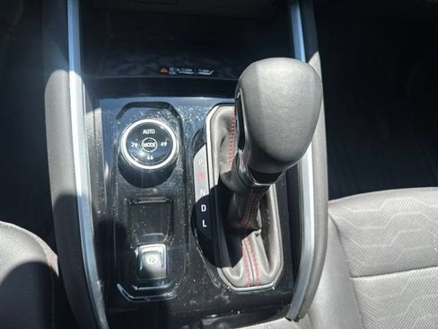 Certified 2024 Chevrolet Colorado Z71 w/ Z71 Convenience Package 2 AWD/4WD image 23