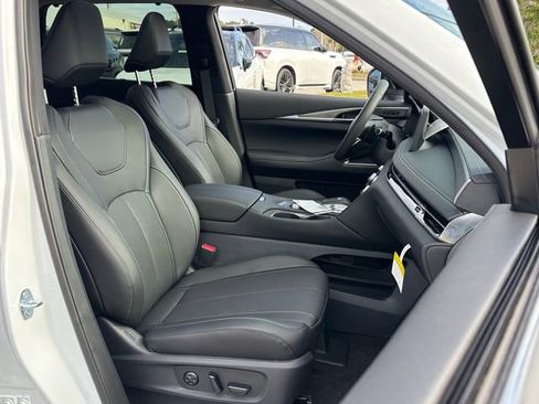 New 2026 INFINITI QX60 Luxe w/ Cargo Package FWD image 21