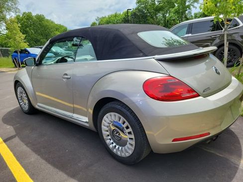 Used 2015 Volkswagen Beetle 1.8T FWD image 4