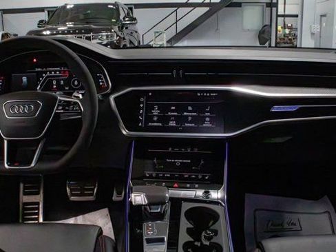 Used 2021 Audi RS 6 image 6