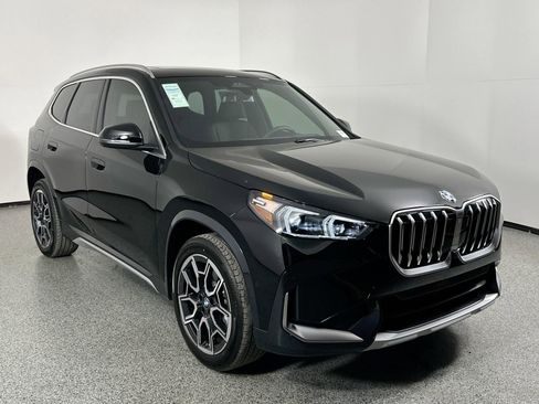 Certified 2025 BMW X1 xDrive28i w/ Premium Package image 4